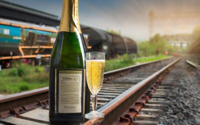 Dining on the Rails: Champagne!